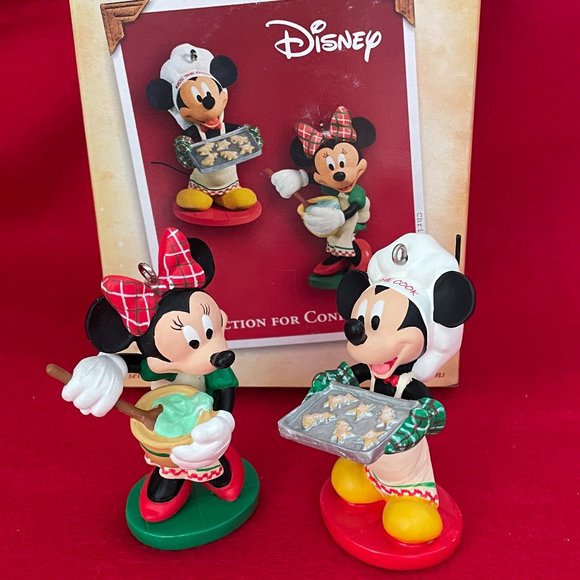 Mickey and Minnie Mouse Bakes Christmas Cookies Hallmark Ornaments - Picture 6 of 6